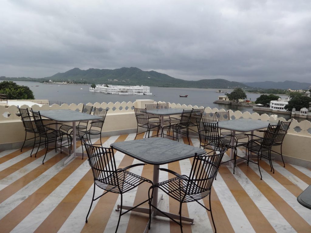 Rooftop restaurant_Jaiwana Haveli Restaurant