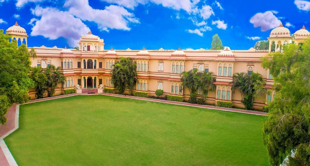 Justa Rajputana Resort Udaipur_Udaipur Honeymoon Resorts