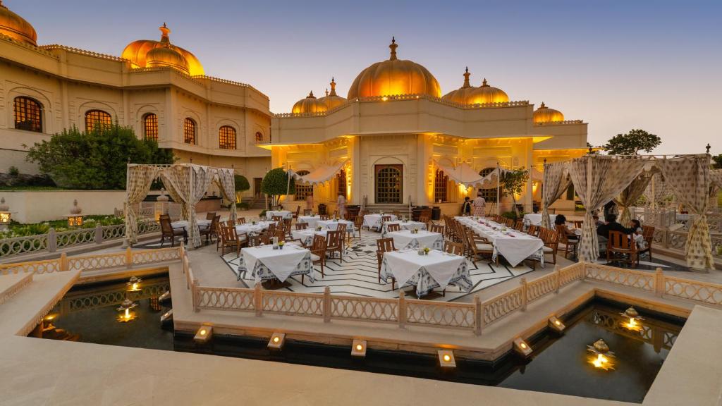 The Oberoi Udaivilas_Udaipur Honeymoon Resorts
