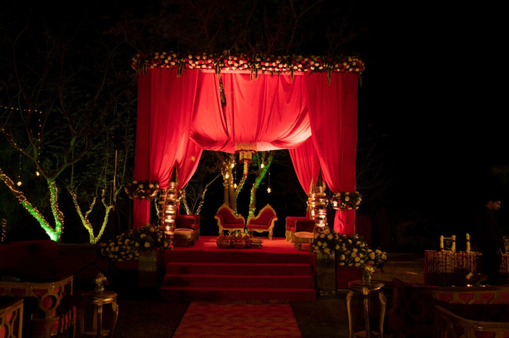 Wedding's 8 destination wedding resort